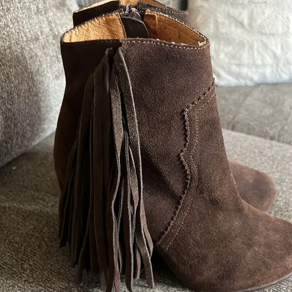 Jeffrey Campbell Brown Suede Fringe Ankle Boho Boots Bootie Size 8.5