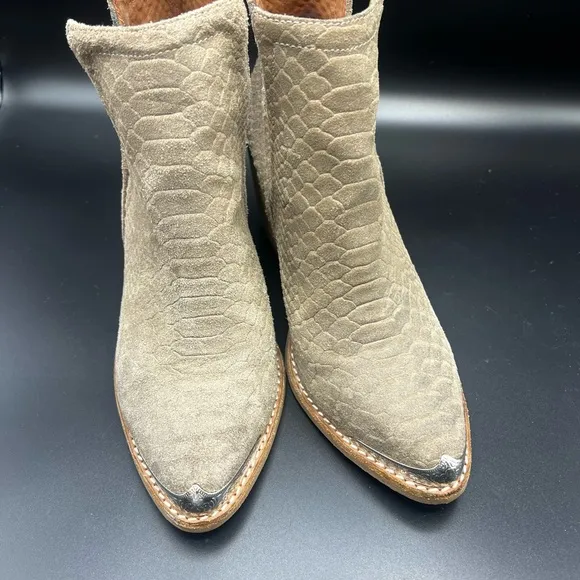 Jeffrey Campbell Cromwell Gray Snake Suede Leather Ankle Boots Bootie Size 6.5
