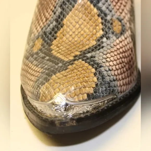 JEFFREY CAMPBELL Cromwell Snakeprint Leather Heeled Ankle Boots Size 8. EUC