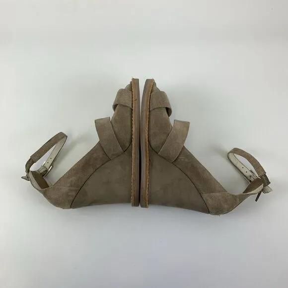 Jeffrey Campbell Dakota High Wedge Sandals Ankle Buckle Taupe Suede Womens 6.5