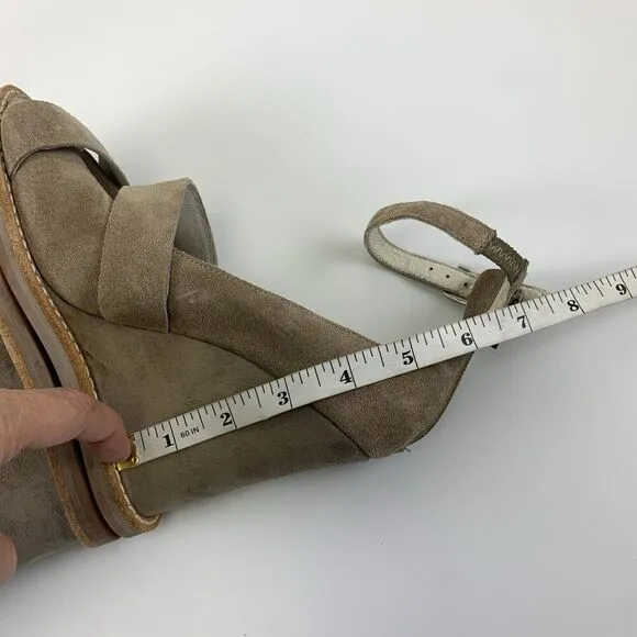 Jeffrey Campbell Dakota High Wedge Sandals Ankle Buckle Taupe Suede Womens 6.5