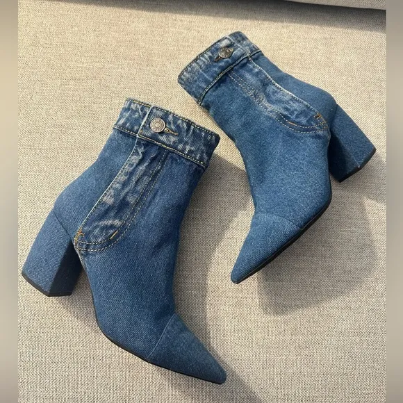 Jeffrey Campbell Finite JN Booties