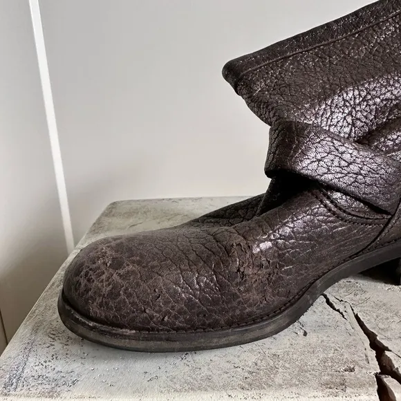 Jimmy Choo metallic brown leather moto biker boots buckled 39.5