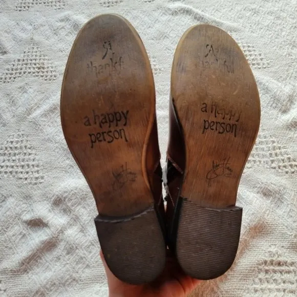 JOHN FLUEVOG ADRIANS JULES ANKLE SIP UP SLIP  ON BOOTS