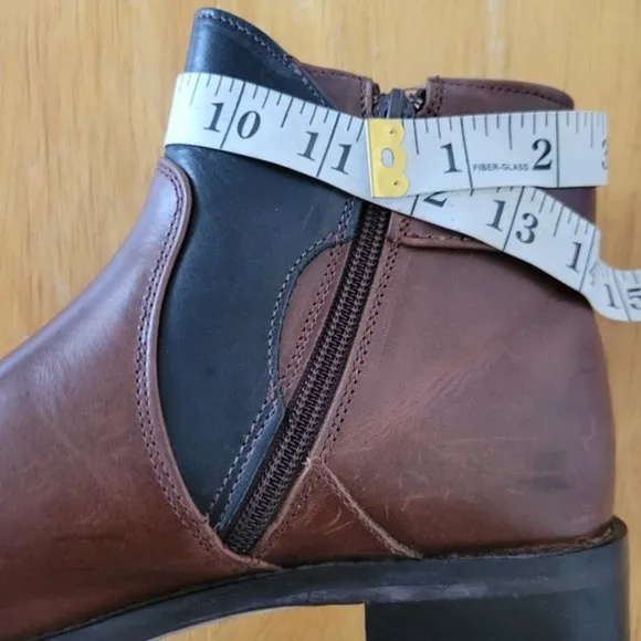JOHN FLUEVOG ADRIANS JULES ANKLE SIP UP SLIP  ON BOOTS