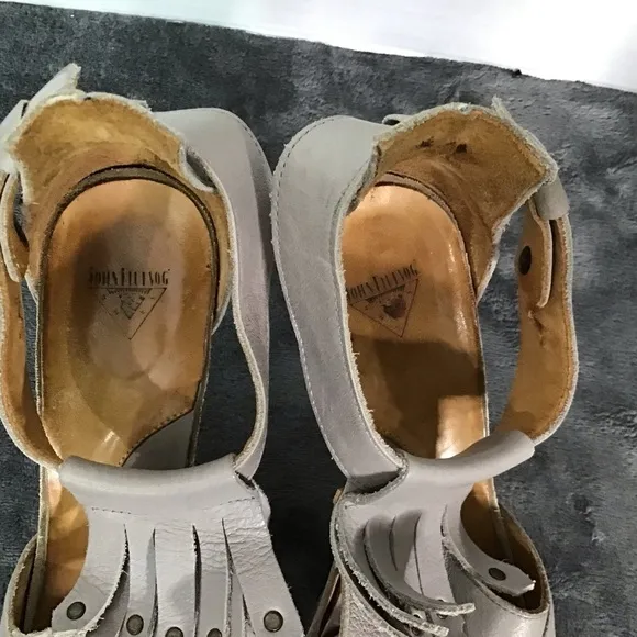 John Fluevog Rules Goodall Grey Womens Size 9 Platform Sandals Made in Portugal