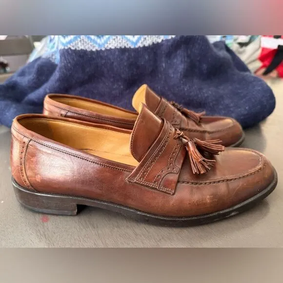 Johnson &amp; Murphy Horner Brown Leather Tassel Loafers size 9(m) or 7 (f)
