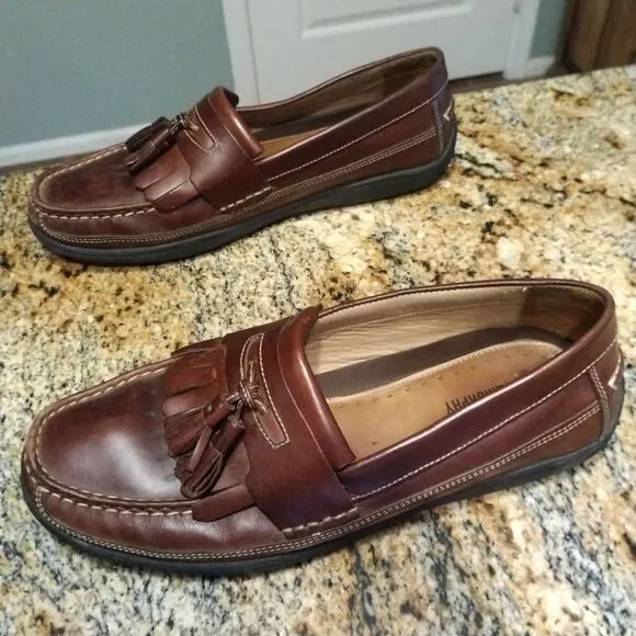 Johnston &amp; Murphy Brown Fowler Kiltie Tassel Leather Loafers 25-8334 Men's Sz 9M