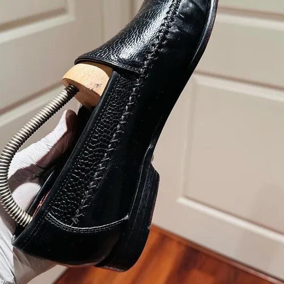 Johnston &amp; Murphy Croc Design Loafers.