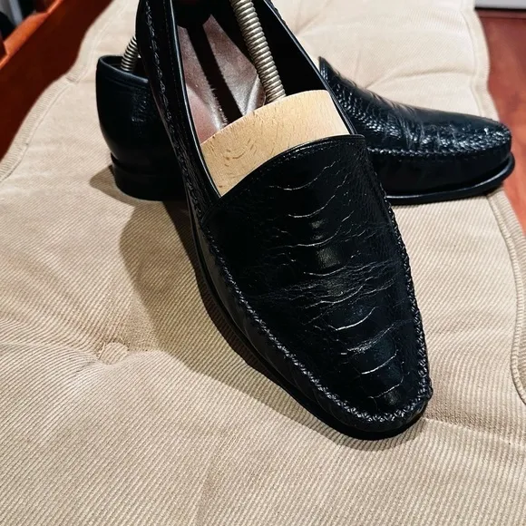 Johnston &amp; Murphy Croc Design Loafers.