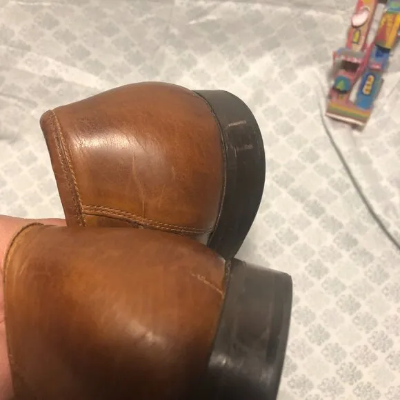 Johnston &amp; Murphy men slip on brown leather loafers, 11.5