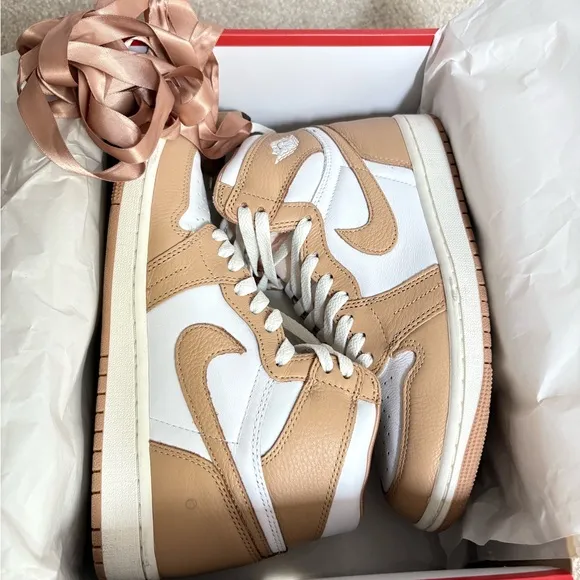 Jordan 1 Retro Hi OG Praline