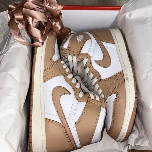 Jordan 1 Retro Hi OG Praline