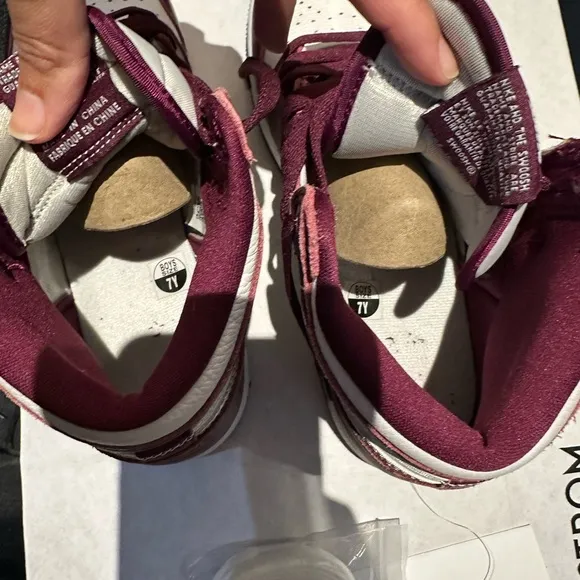 Jordan 1 Retro High OG Bordeaux (GS)