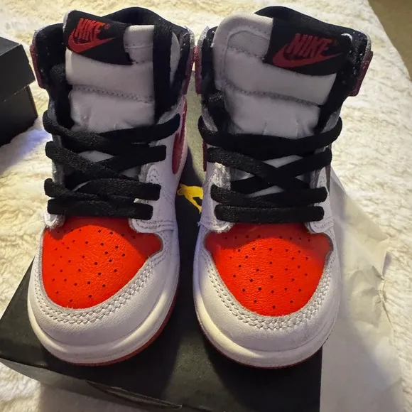 Jordan 1 Retro High OG TD Sneakers