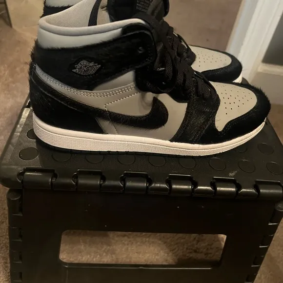 Jordan 1 Retro kids size 3