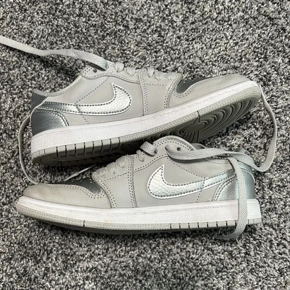 Jordan 1 Retro Low OG Sneakers Size 2