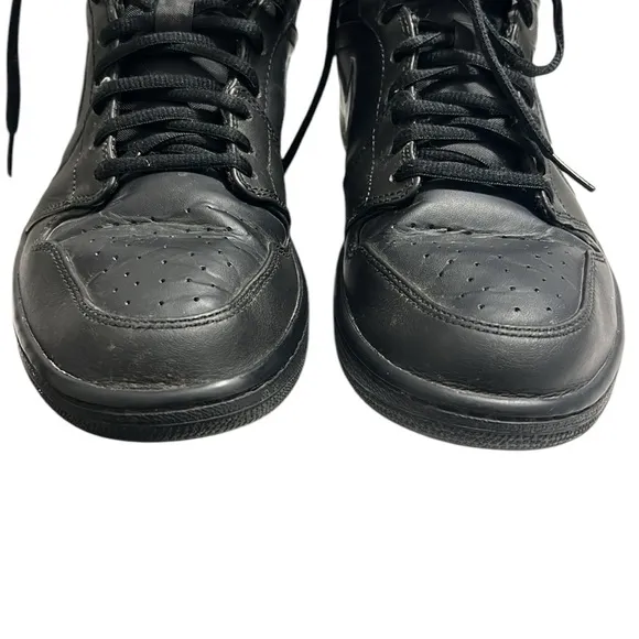 Jordan 1 Retro Mid Black Sneakers Men's Size 9.5