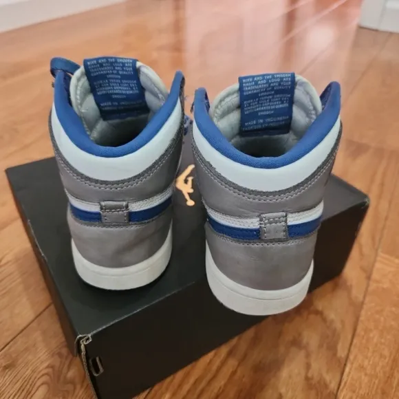 Jordan 1 Retro Sneakers