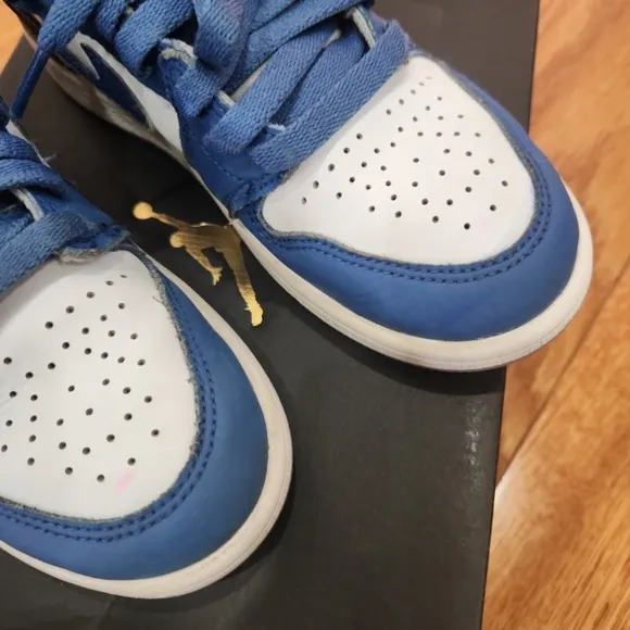 Jordan 1 Retro Sneakers