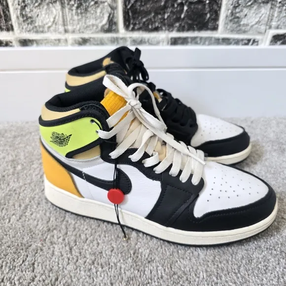 Jordan 1 Retro Youth Multicolors  High-Top Sneakers Size 7Y