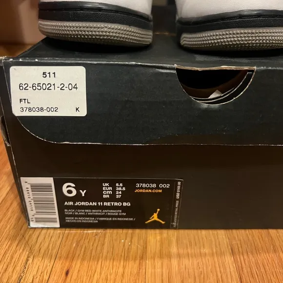 Jordan 11 Retro BG White and Black Sneakers