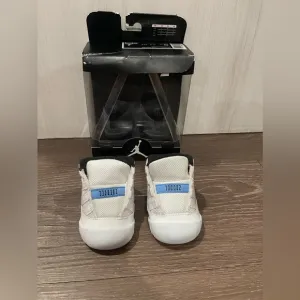 Jordan 11 Retro Crib Bootie White/Legend Blue/Black (2024)