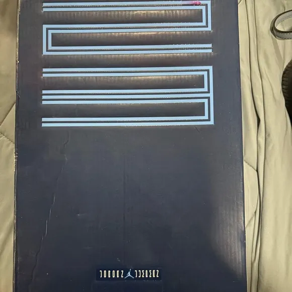 Jordan 11 retro midnight blue