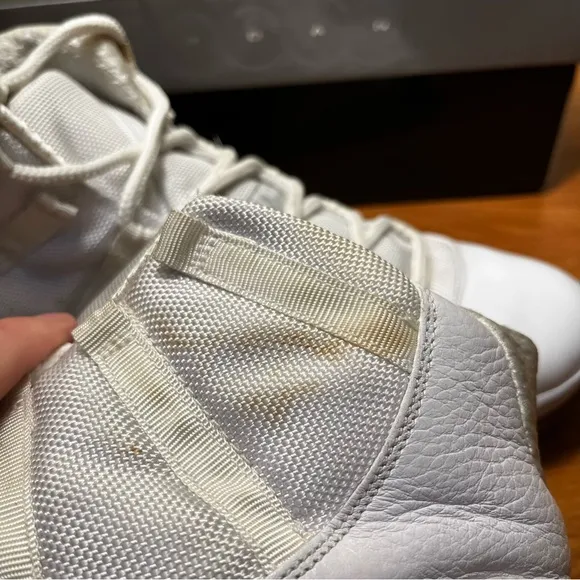 Jordan 11 Retro Silver Anniversary