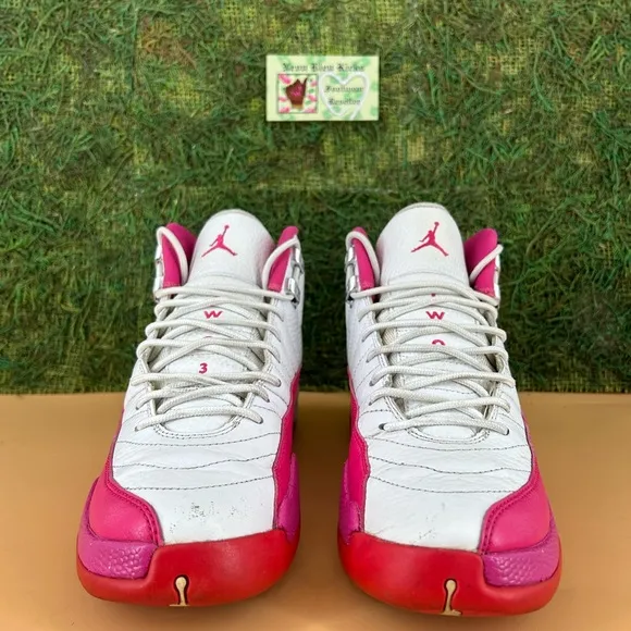 Jordan 12 Retro (GS) Dynamic Pink