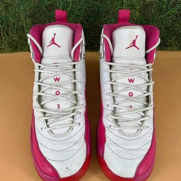 Jordan 12 Retro (GS) Dynamic Pink