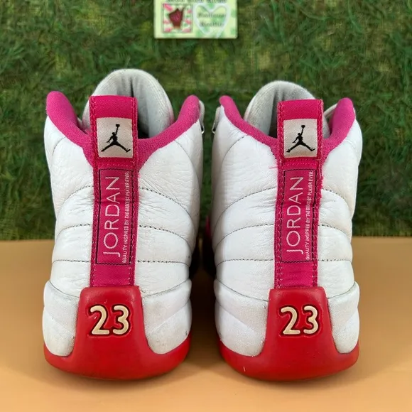 Jordan 12 Retro (GS) Dynamic Pink