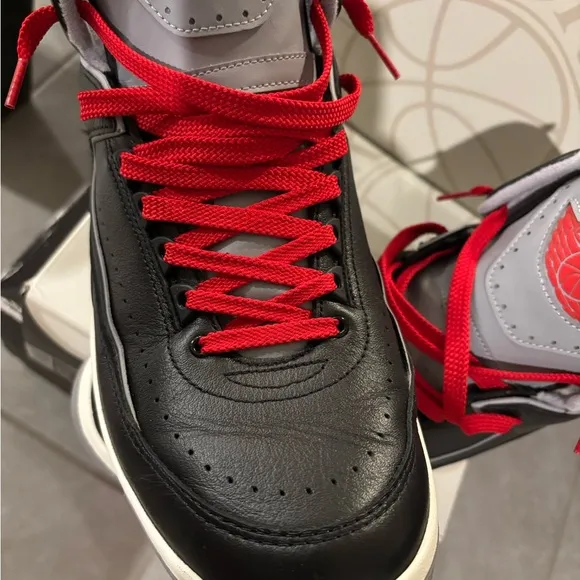 Jordan 2 Retro Sneakers(used)