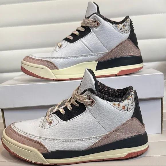 Jordan 3 Retro &quot;Vintage Floral&quot; PS Girl - Sz: 3Y - White/Anthracite/Red Stardust