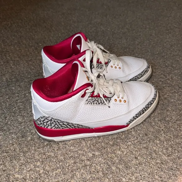 Jordan 3 Retro “Cardinal Red”