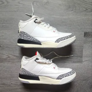 Jordan 3 Retro Cement Reimagined Boy's Youth Mid Lace Up Sneakers Size 3Y