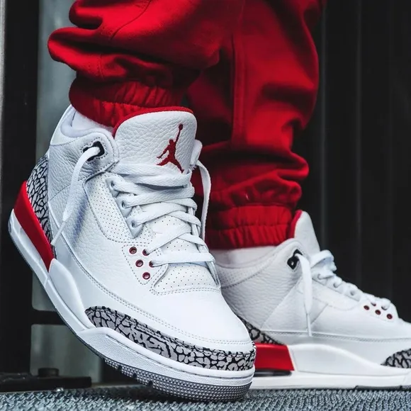 Jordan 3 Retro Katrina Hall of Fame Sneakers