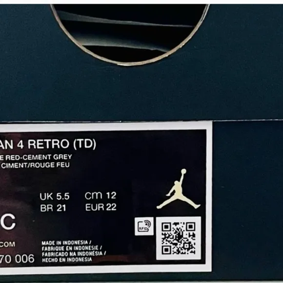 Jordan 4 retro Bred reimagined toddler sneakers. 6c