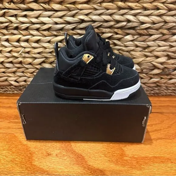 Jordan 4 Retro Sneakers sz 5c Black on Black Retro 4 Sneakers toddler sz 5