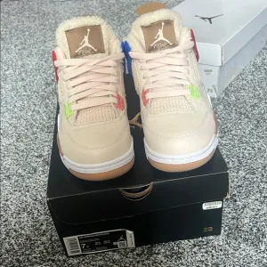 Jordan 4 Retro Sneakers WNS “Wild Things”