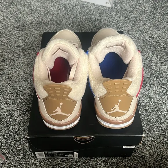 Jordan 4 Retro Sneakers WNS “Wild Things”