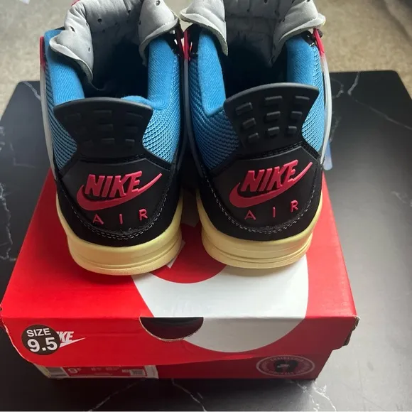 Jordan 4 Retro Union LA Mid Off Noir