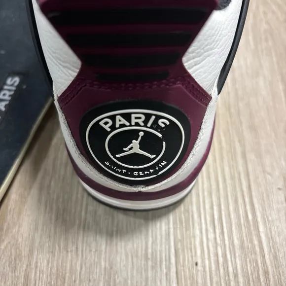 Jordan 4 Retro x Paris saint-German Bordeaux 2020 size 9