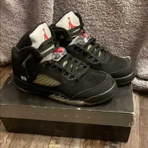 Jordan 5 retro (size 7)
