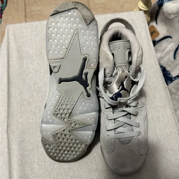 Jordan 6 Retro Georgetown