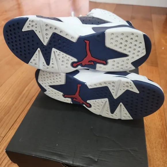 Jordan 6 Retro Navy and White Sneakers