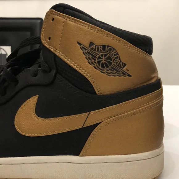 JORDAN AIR 1 RETRO HIGH MELO BASKETBALL SNEAKERS MENS SIZE 11.5