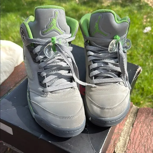 Jordan Air 5 Retro GS size 7Y