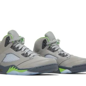 Jordan Air 5 Retro GS size 7Y