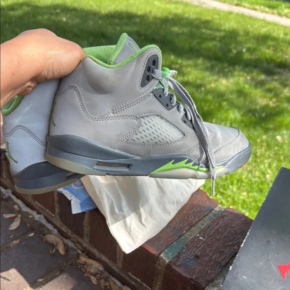 Jordan Air 5 Retro GS size 7Y
